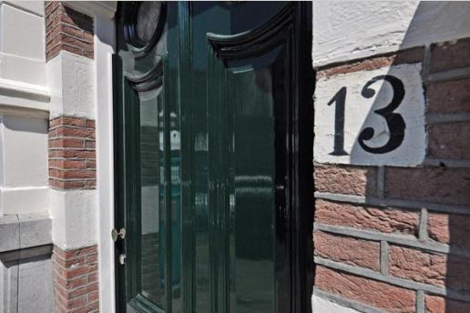 Burgemeester van Karnebeeklaan 13