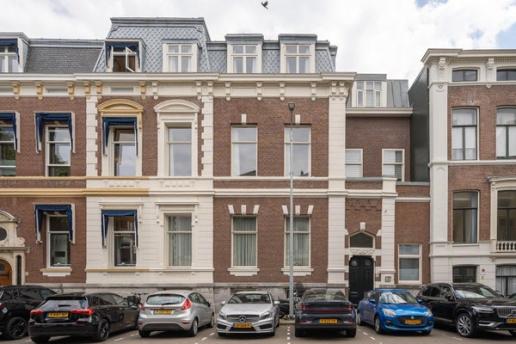 Burgemeester van Karnebeeklaan 13